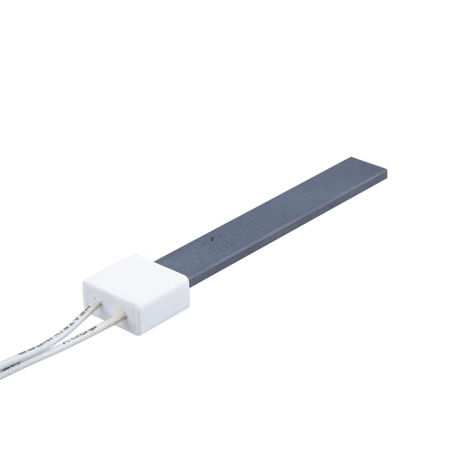 Ceramic heating element with high thermal efficiency